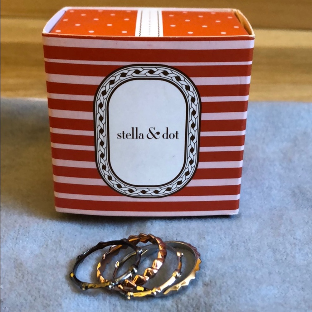 Stella and Dot Katelyn Mixed Band Rings